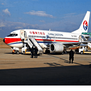 杭州萧山航空货运航空快运业稳步发展的原因是什么？